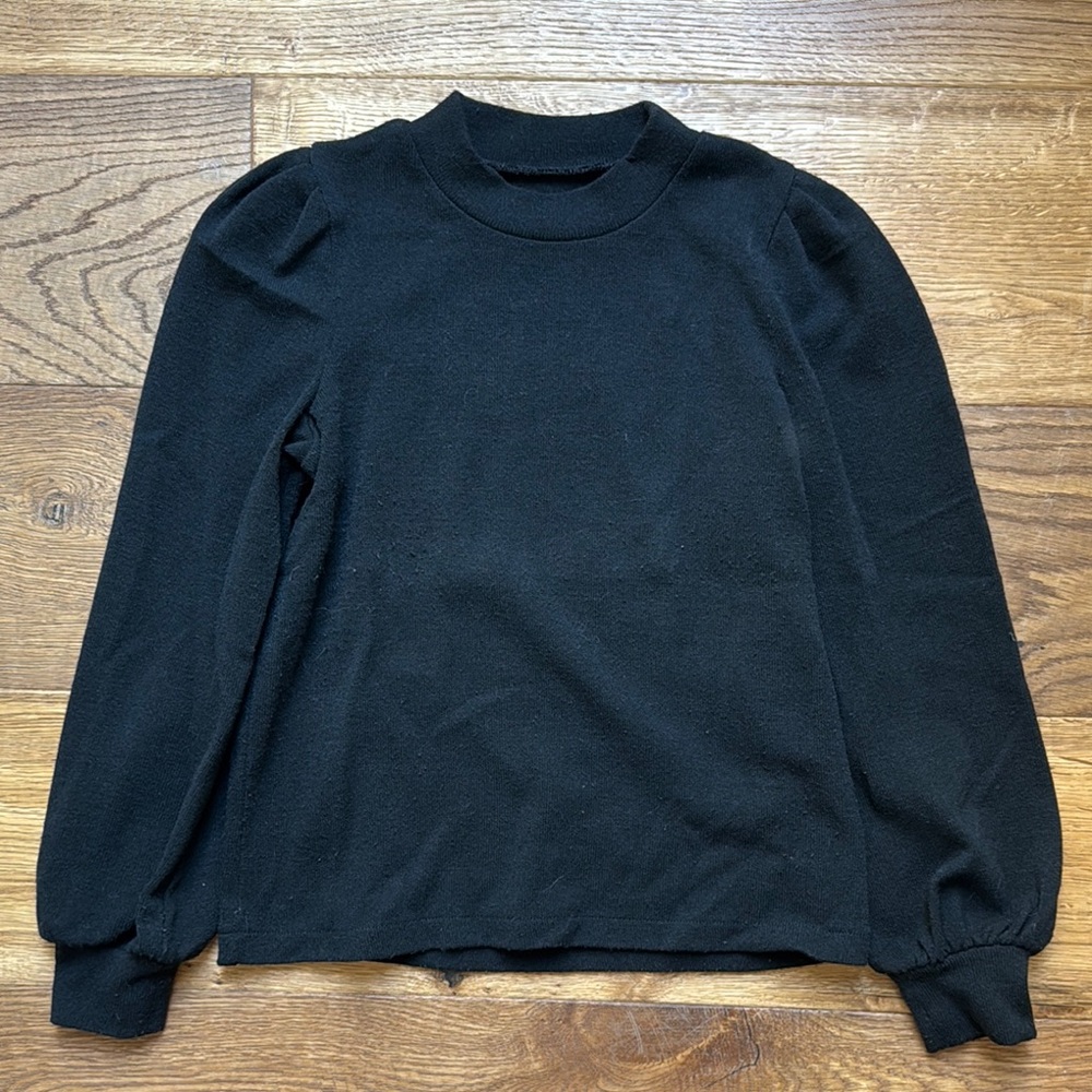 Madewell women’s  Black puff sleeve Sweater